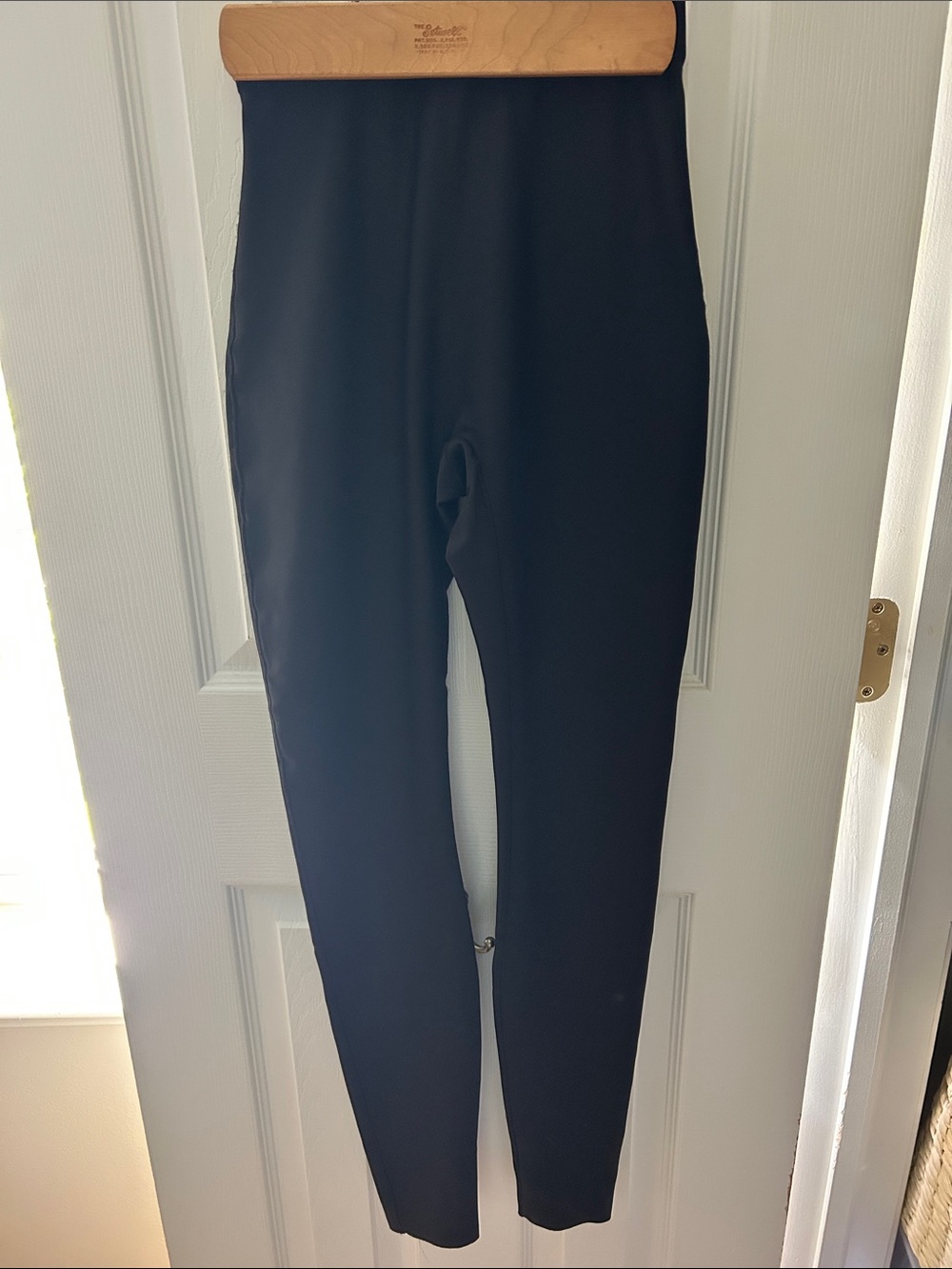 SKIMS Black leggings
